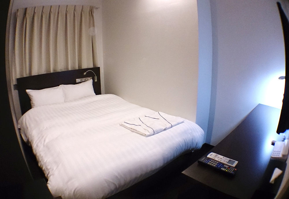 Akasaka Crystal Hotel (Adults Only) طوكيو المظهر الخارجي الصورة